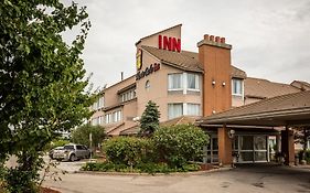 Monte Carlo Inn Oakville Suites